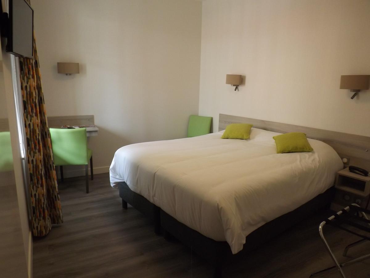 Hotel Restaurant Le Parc Moulins  Zewnętrze zdjęcie